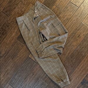 A New Day Women’s Checkered Cargo Pants size: 4